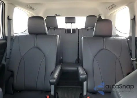 2024 Toyota Grand Highlander Xle из США, поврежденный, VIN 5TDAAAB52RS053728